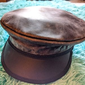 Head N Home American hat makers genuine leather hat. Gray/black